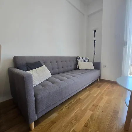 Apartament Pelusa 10